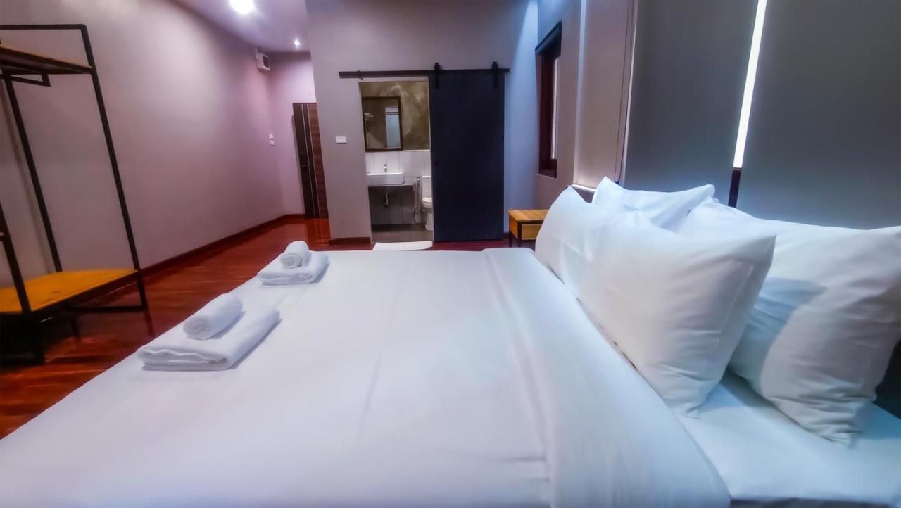 The Riva Vientiane Hotel Экстерьер фото