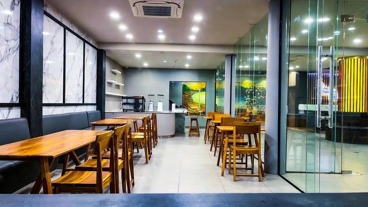The Riva Vientiane Hotel Экстерьер фото