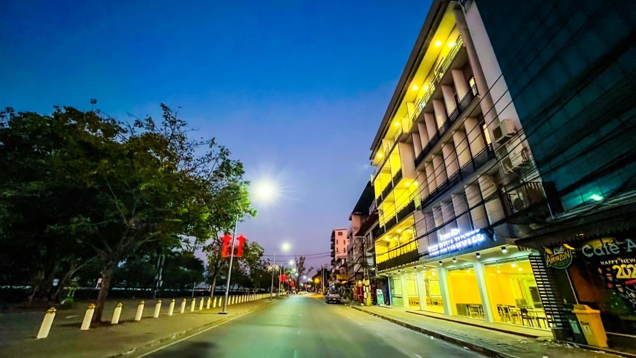 The Riva Vientiane Hotel Экстерьер фото