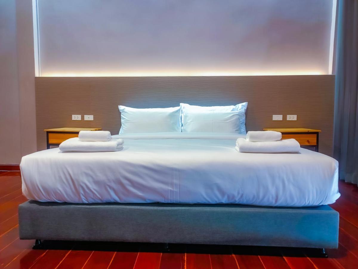 The Riva Vientiane Hotel Экстерьер фото