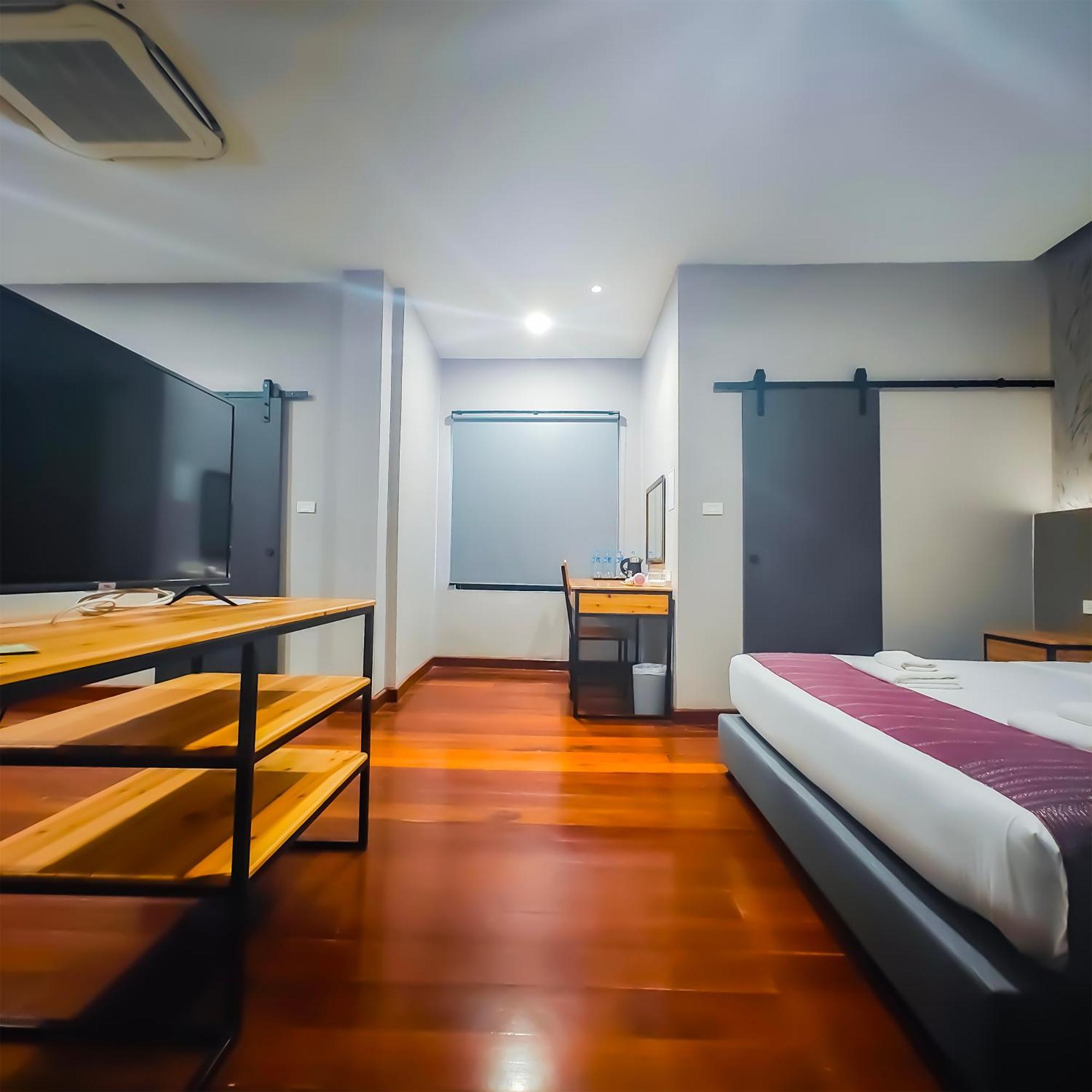 The Riva Vientiane Hotel Экстерьер фото
